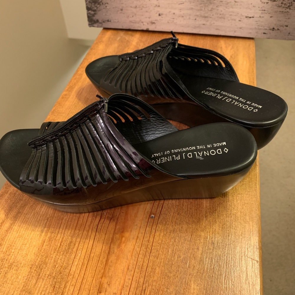 Donald J. Pliner Black Wedge Slide Sandals